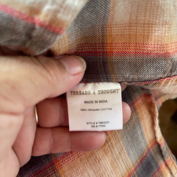 Threads 4 Thoughts Adult Medium Multicolor Plaid Preppy Light Academia Shirt M - Picture 8 of 10